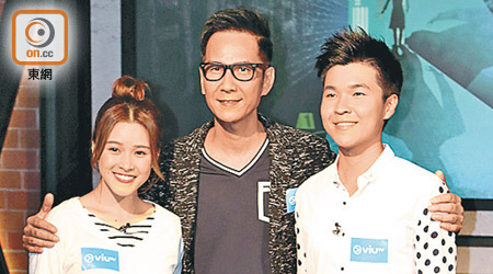 陳啟泰與李蔓瑩（左）及英健朗（右）同錄影節目。