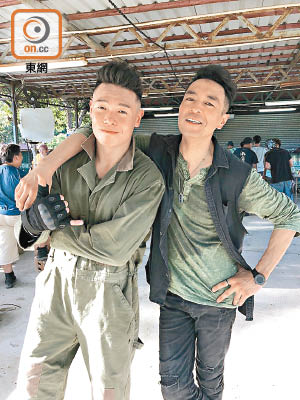 羅浩銘（左）與姜皓文首次合作打戲。