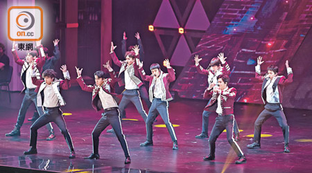 EXO相隔兩年再開澳門騷，帶來連場勁歌熱舞。