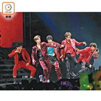 內地男團「樂華七子NEXT」首次在港演出。