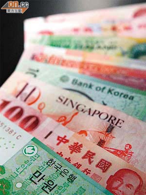 由於大量資金湧入新興市場，亞洲貨幣兌美元年內已平均上升6%。