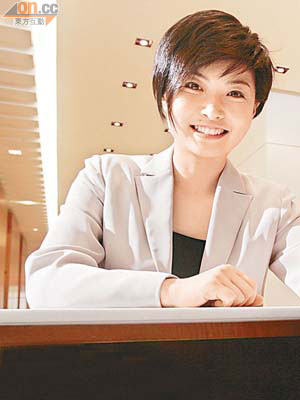早前往日本留學的趙海珠表示，Money18的24小時即時新聞能讓她在海外亦可緊貼港股市況。