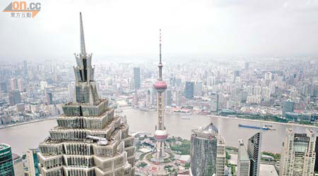 滬版境外投資方案已上報國務院。圖為上海金融區。