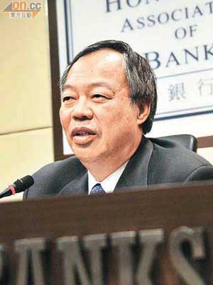 銀公署理主席盧重興稱，若銀行放慢借貸，盈利增長將放緩。　　（蕭毅攝）
