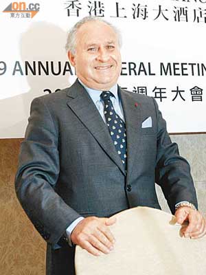 大酒店可藉HKCKL持有王府飯店公司76.6%權益。圖為主席米高嘉道理。