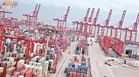 美銀美林表示，出口放緩是中國經濟明年最大風險。