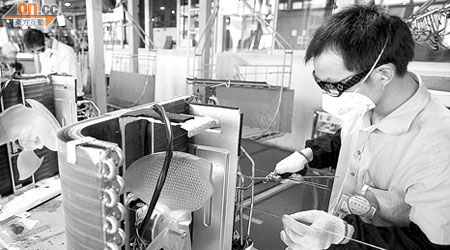 中國製造業ＰＭＩ連續第三個月上升，並觸及五個月高位。