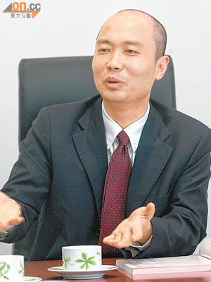陳振康（圖）任主席的中國農產品交易，其提出的本港訴訟暫遭擱置。