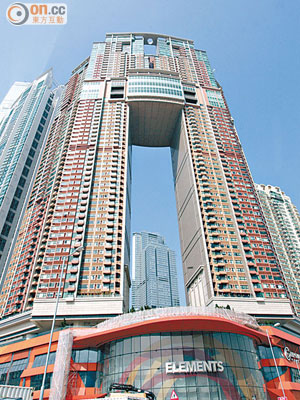 凱旋門剛售出的高層單位，實用面積約1,513方呎。