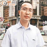 街坊心聲<BR>店舖多元：來自深圳的袁先生稱，教育路有多間店舖售賣電子產品及日用品，選擇不少於銅鑼灣等區。