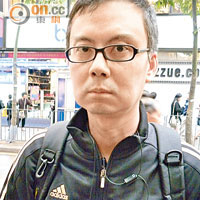 散戶對深港通部署<br>吸大折讓H股<br>黃先生稱：「中央似乎打算以股市救經濟，券商股有很大潛力，會考慮在深港通開通前，先吸納比深圳A股有逾三成折讓的H股。」