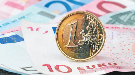 若下月歐洲央行加碼放水，歐元兌美元恐瀉至一算。