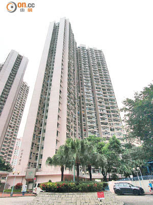 黃大仙鳳德邨近日有一房戶以綠表價145萬元售出，買家為同區公屋租客。
