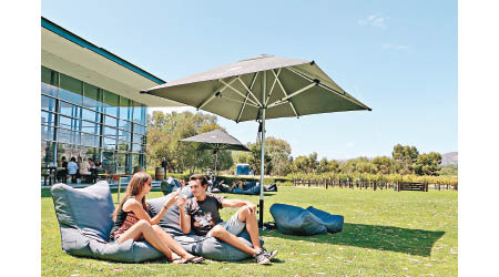 阿德萊德環境優美宜人，是澳洲最受歡迎的旅遊城市之一。