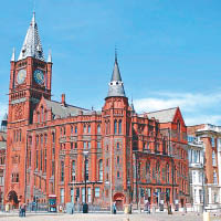 利物浦大學學術地位顯赫，每年吸引大批留學生入讀。