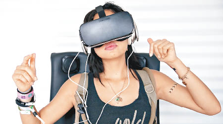 廠商推出各種VR設備，用家將獲得更多體驗。