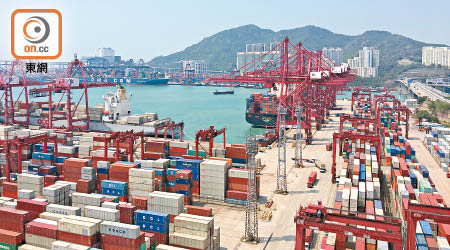 港上月出口勁升16.9%。