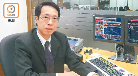 資深銀行家陳鳳翔表示，要小心選擇內地債券。