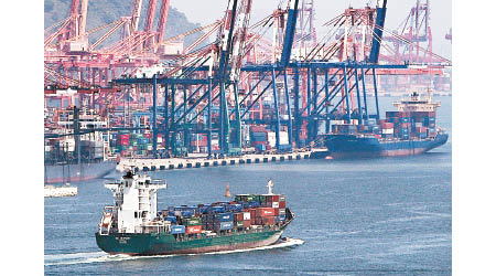 南韓出口激增三成半。