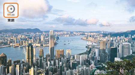 環球股市氣氛良好，令香港強積金連升十三個月。