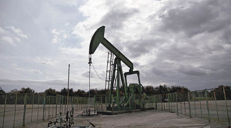 市場預計今年油市供求大致平衡。