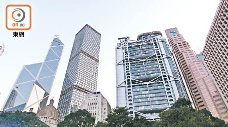 美國上周公布加息後，香港銀行隨即把最優惠利率調升。