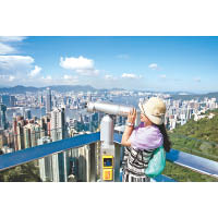 部分二線香港地產股折讓高達七、八成。