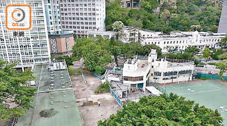 銅鑼灣加路連山道機電工程署前總部，預計今年第四季完成拆卸。