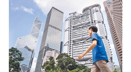 很多香港銀行都不接受離岸公司開戶。