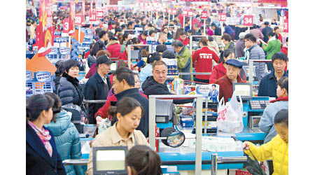 中國計劃再度推出補貼政策，以加強市民消費意欲。