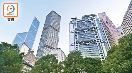香港未來兩個月走資機會料較低，銀行難有加息空間。
