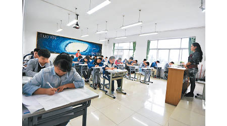 中國民辦教育行業增長前景不俗。