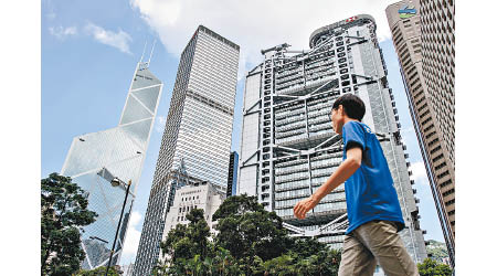 香港銀行的減息壓力驟增。