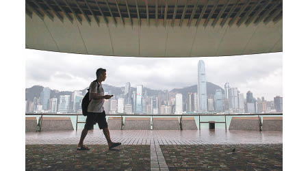 近期在連串社會事件衝擊下，香港多個行業苦不堪言。