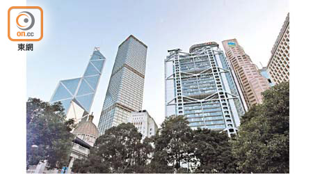 香港銀行存款增長乏力，港元貸存比率已升穿九成。