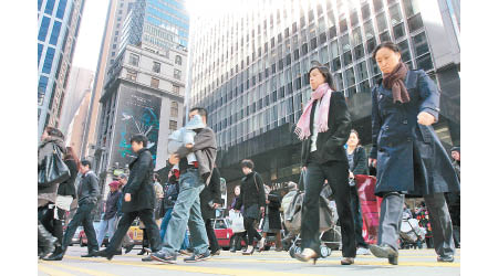 香港貴為國際主要金融中心，但市場主導權與利益早已落在外資手上。