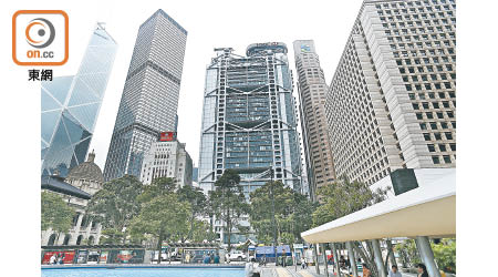惠譽認為，香港銀行會嚴格控制融資風險。