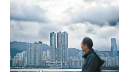 香港的人均居住面積僅約一百七十方呎。