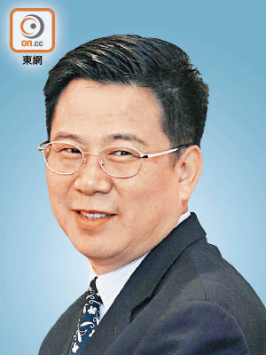 國壽預料短期內儲蓄型業務承壓。圖為董事長王濱。