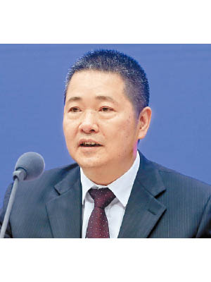人行劉國強指出，中國不能出現「政策懸崖」。
