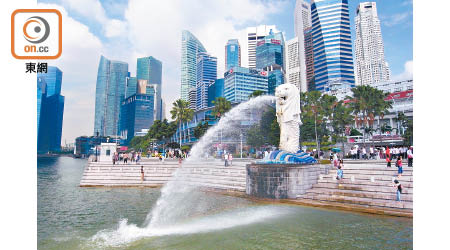新加坡業界人士指，若當地政府現時撲熄樓市，或同時令經濟降溫。