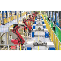 工廠生產自動化可避免員工不足的影響。