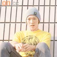 康仔 18歲「安踏極限運動比賽」第4名廣州Snox Skateboards Team Rider