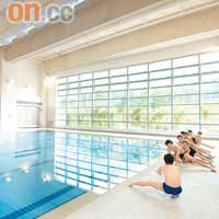 游泳是「運動及康樂學副學士課程」學生的必修科。