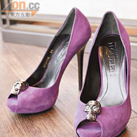 High-heels $7,990