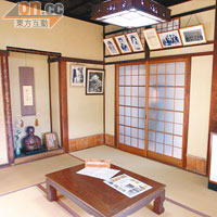 3樓保留當年夏目漱石及正岡子規下榻過的房間，讓客人參觀。