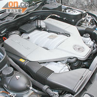經過調校的6.3公升V8引擎，馬力提升之餘耗油量卻減低了12%，更加環保。