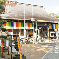 有400多年歷史的青岸渡寺，是日本現存最古老的木建築之一。
