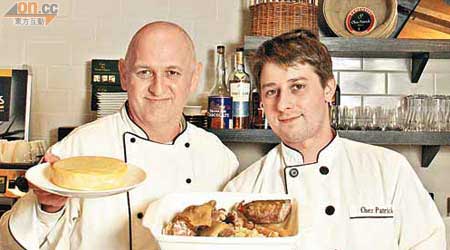 （左）Chef Patrick（右）Chef Gerome Hauth