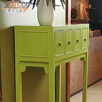 青綠色木櫃 $3,200